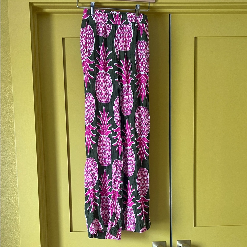 Pink and Black Pineapple Print Skirt